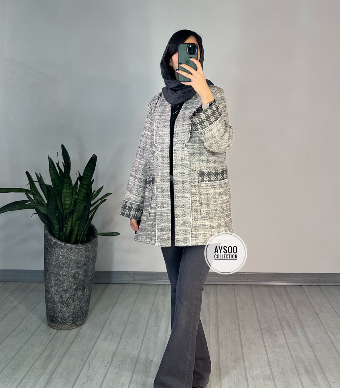 مانتو-کتی-ژاکارد