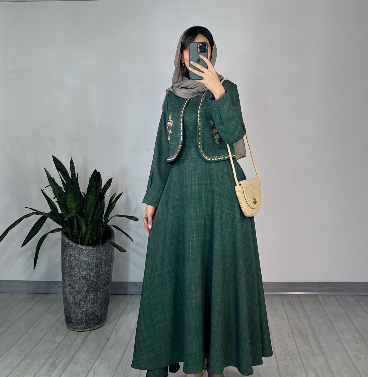 ست-سارافون-بلند-به-همراه-کت-گلدوزی(پیش-فروش)