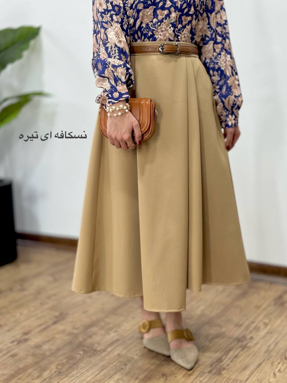 دامن-بلند-مجلسی-آدرینا