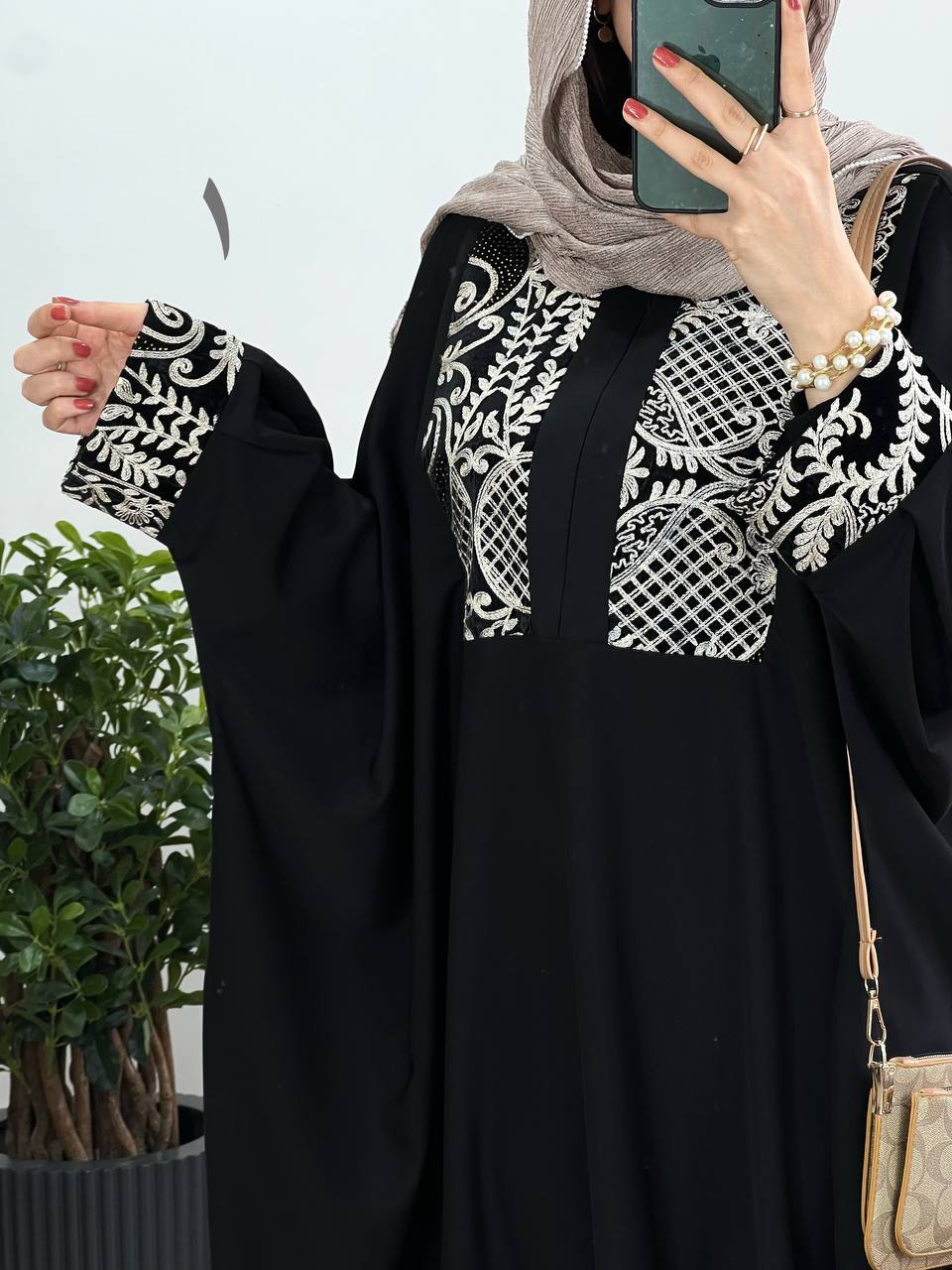 عبای-بلند-سوزندوزی-اسرا-3