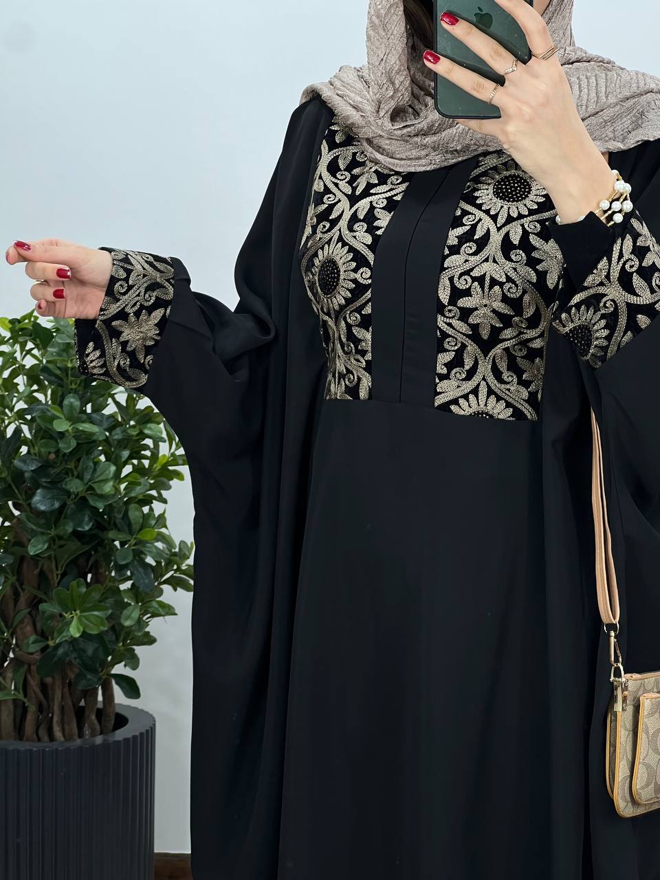 عبای-بلند-سوزندوزی-اسرا-3