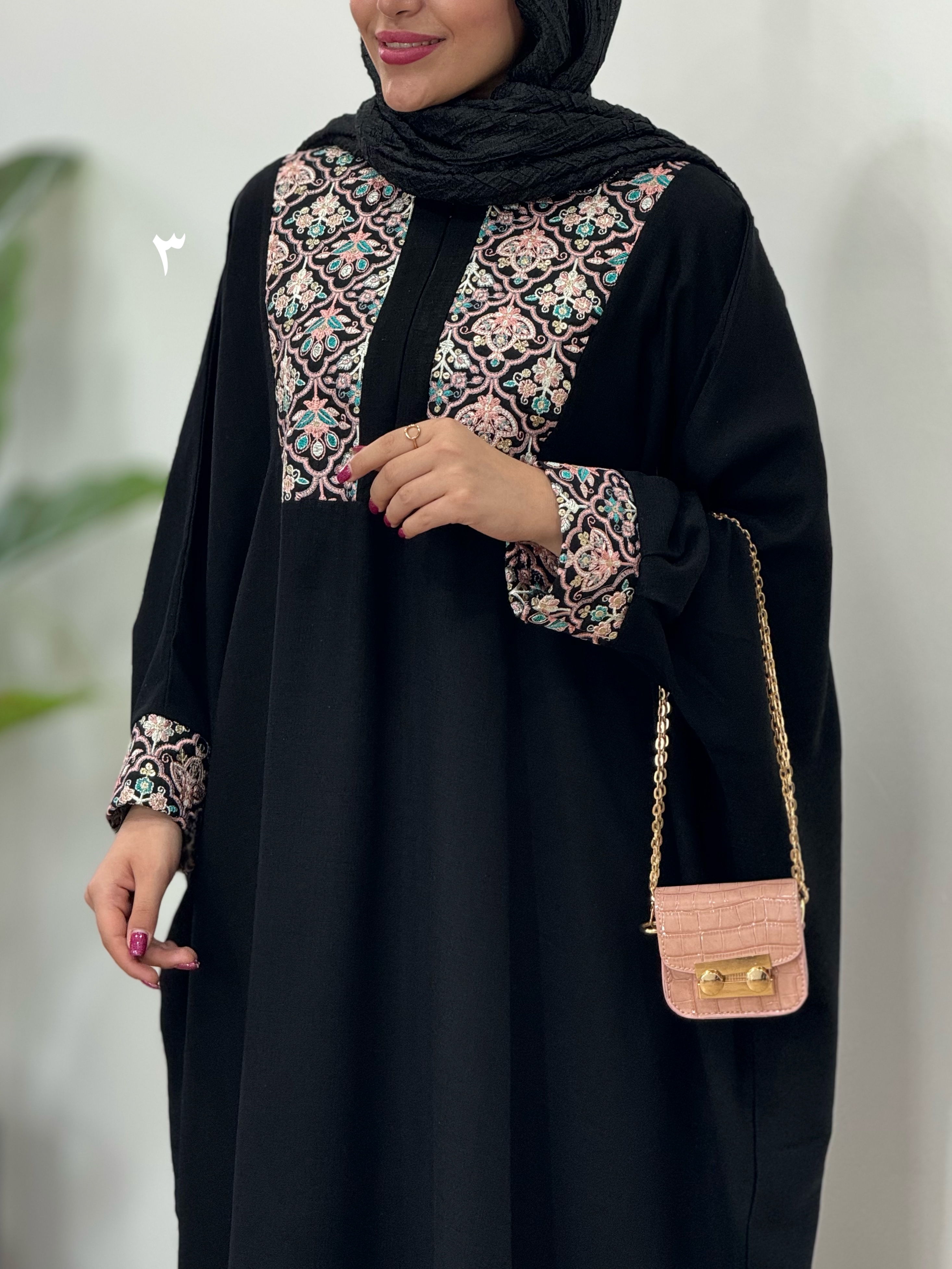 عبای-بلند-سوزندوزی-نفیس